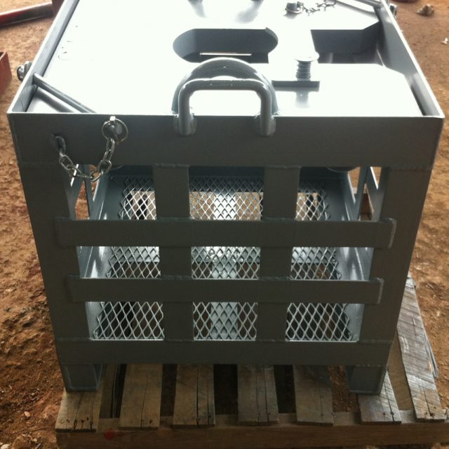 PDC Bit Breaker